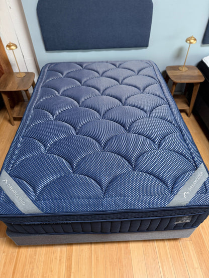 DreamCloud Luxe at The Drift Seattle Mattress Store - top view